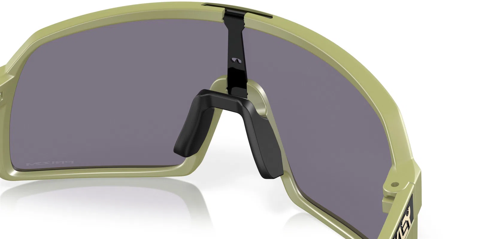 Oakley Sutro S 9462 Sunglasses - view 108